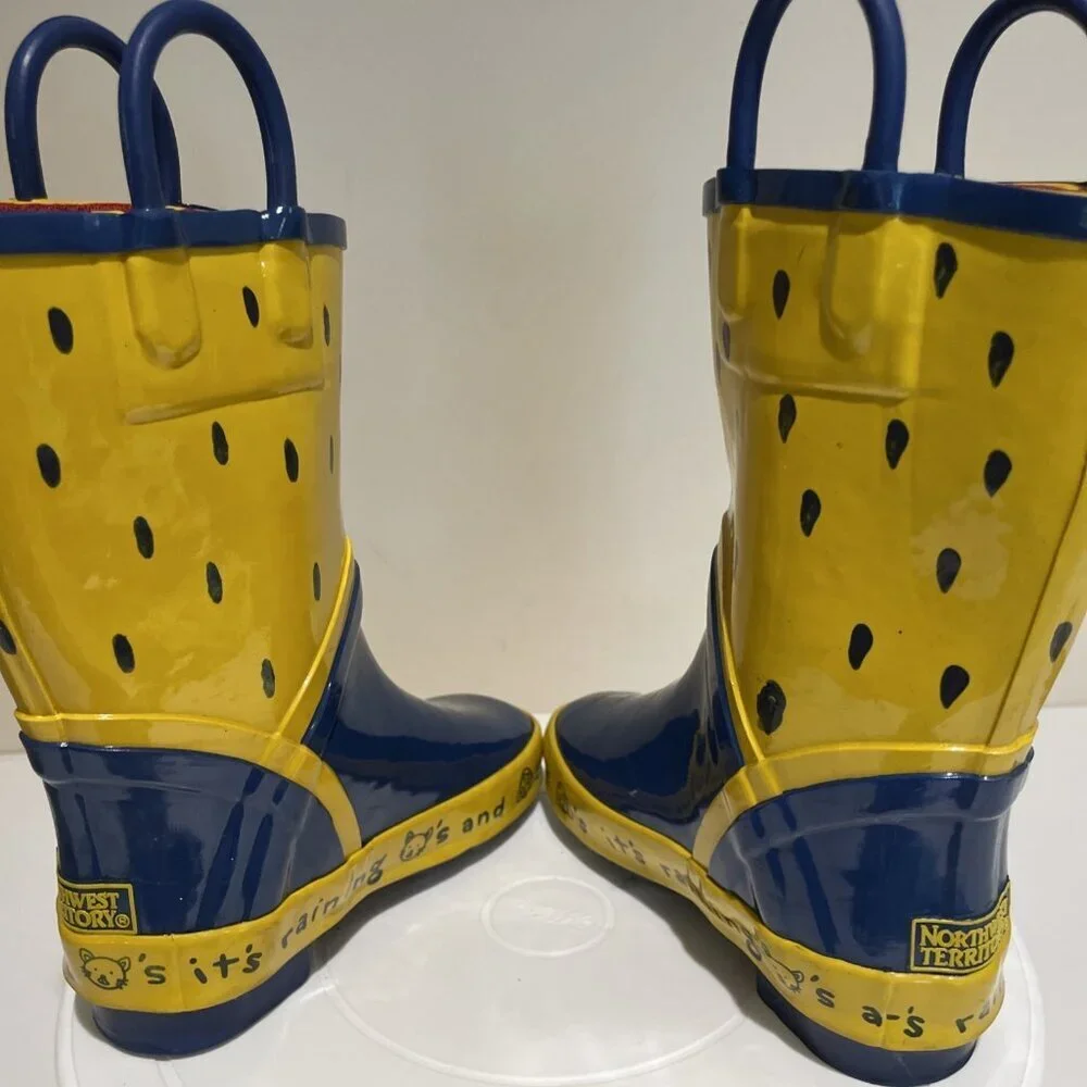 Northwest Territory Waterproof Rubber Boots Steel Shank Kids Size 9 Cats & Dogs